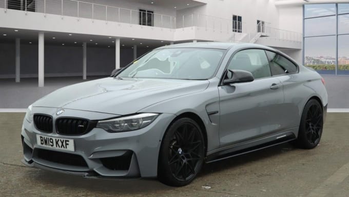 2025 BMW M4