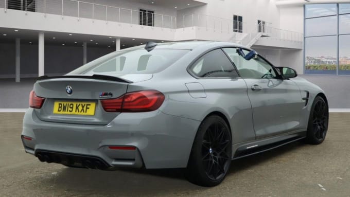 2025 BMW M4