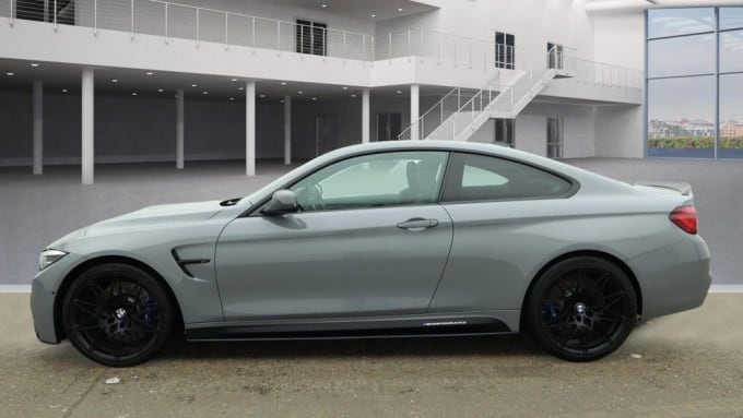 2025 BMW M4