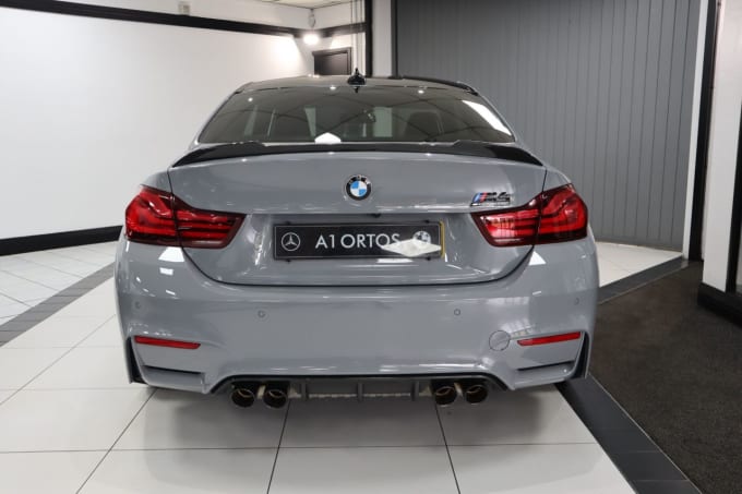 2025 BMW M4