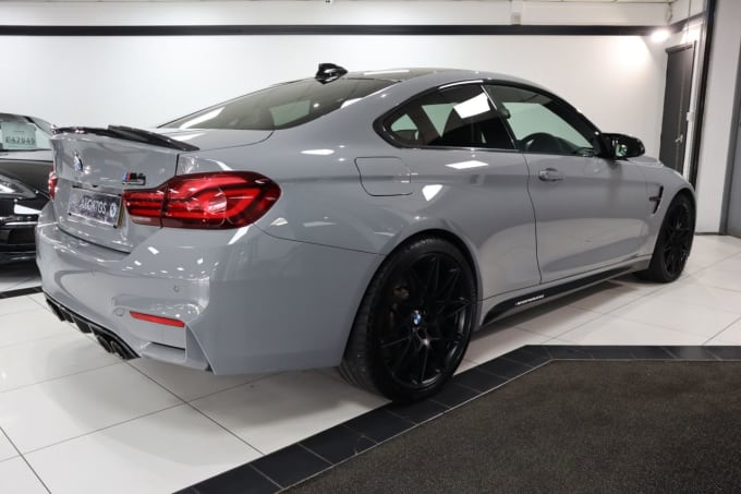 2025 BMW M4