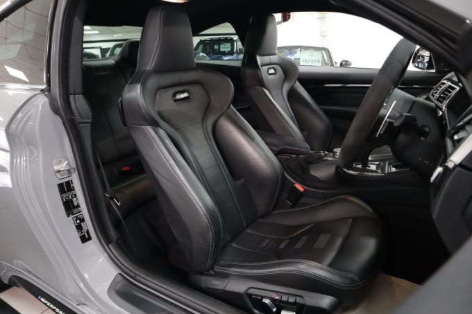 2025 BMW M4
