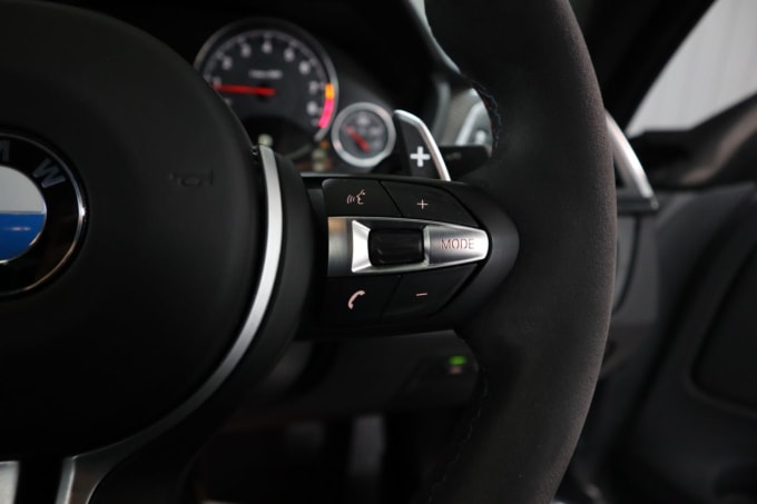 2025 BMW M4