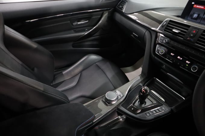 2025 BMW M4