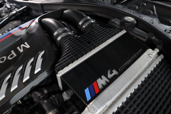 2025 BMW M4