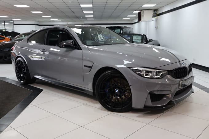 2025 BMW M4