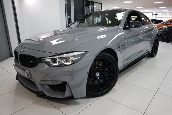 2025 BMW M4