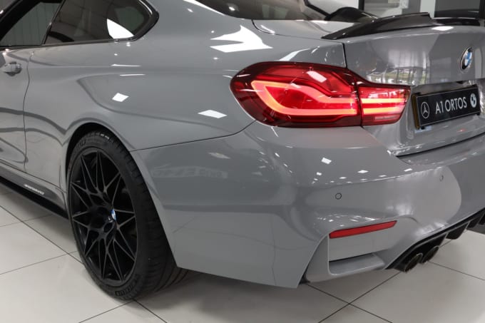 2025 BMW M4