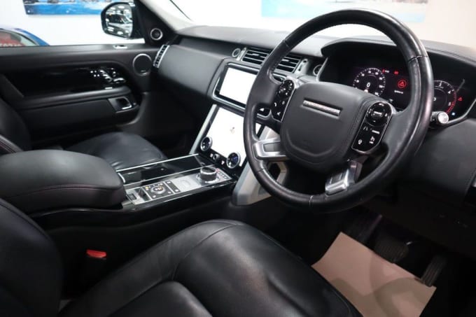 2025 Land Rover Range Rover