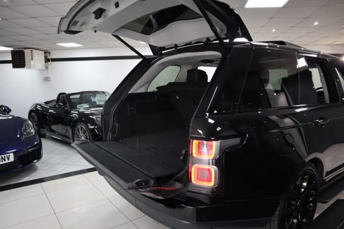 2025 Land Rover Range Rover
