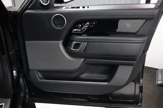 2025 Land Rover Range Rover