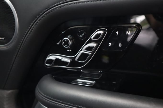 2025 Land Rover Range Rover