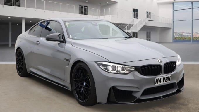 2025 BMW M4