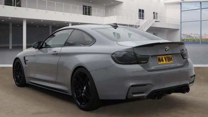 2025 BMW M4