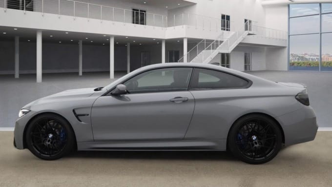 2025 BMW M4