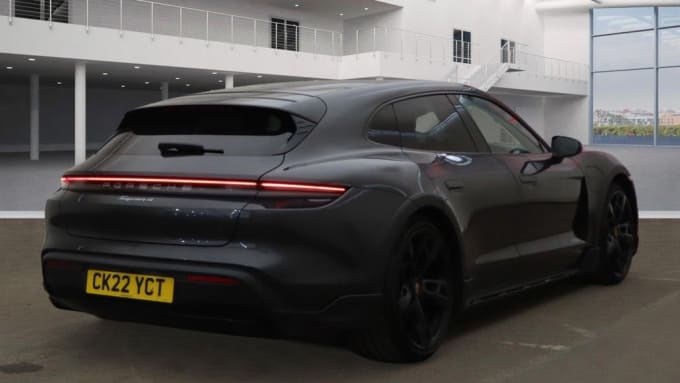 2025 Porsche Taycan