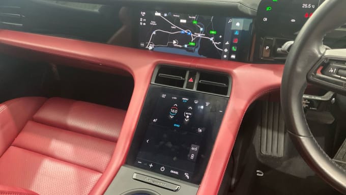 2025 Porsche Taycan