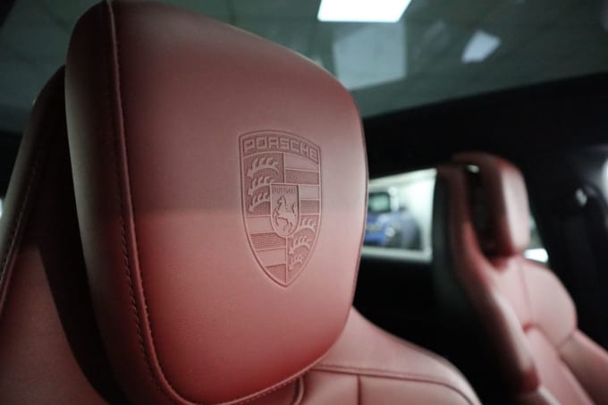 2025 Porsche Taycan