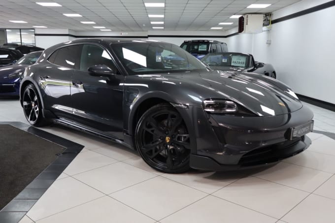 2025 Porsche Taycan