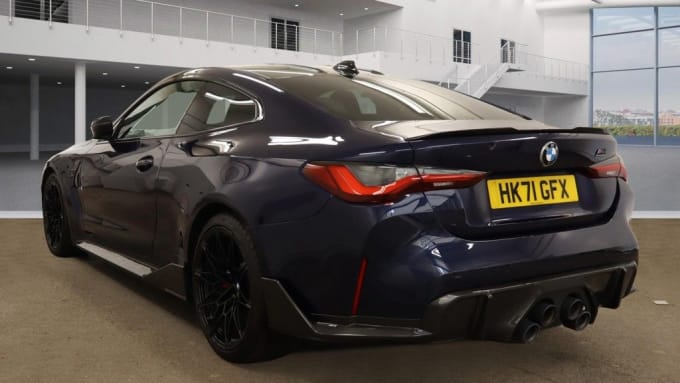 2025 BMW M4