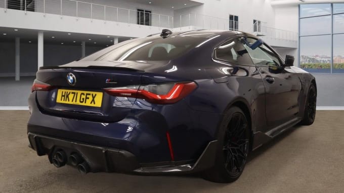 2025 BMW M4