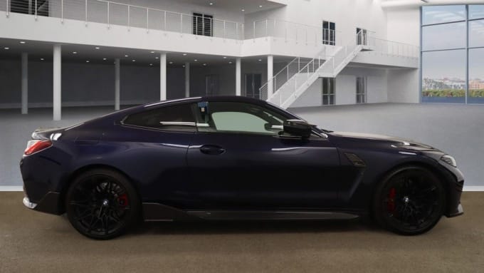 2025 BMW M4