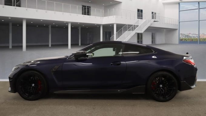 2025 BMW M4