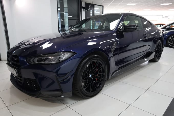 2025 BMW M4
