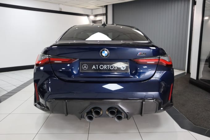 2025 BMW M4