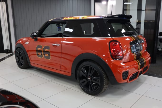 2025 Mini Hatch