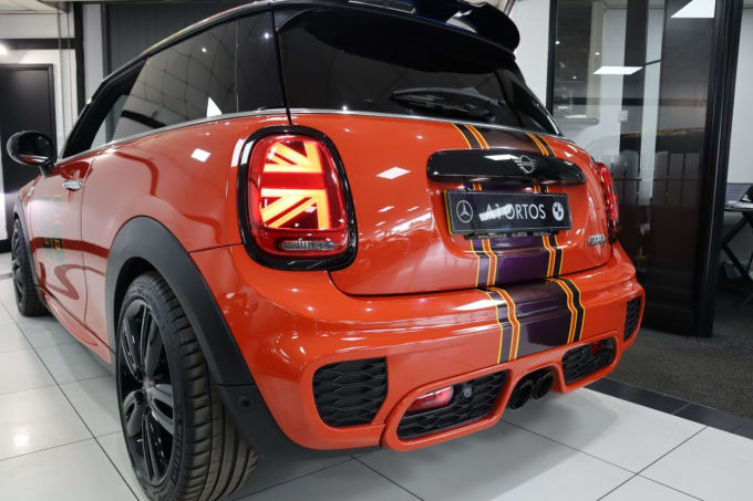 2025 Mini Hatch
