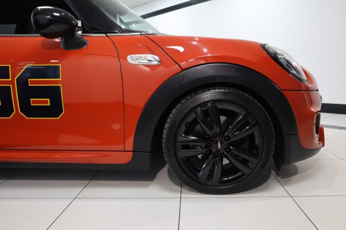 2025 Mini Hatch