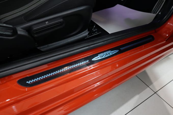 2025 Mini Hatch