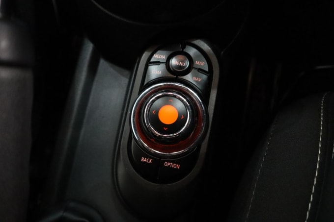 2025 Mini Hatch