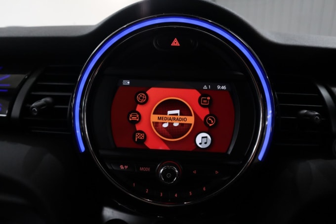 2025 Mini Hatch