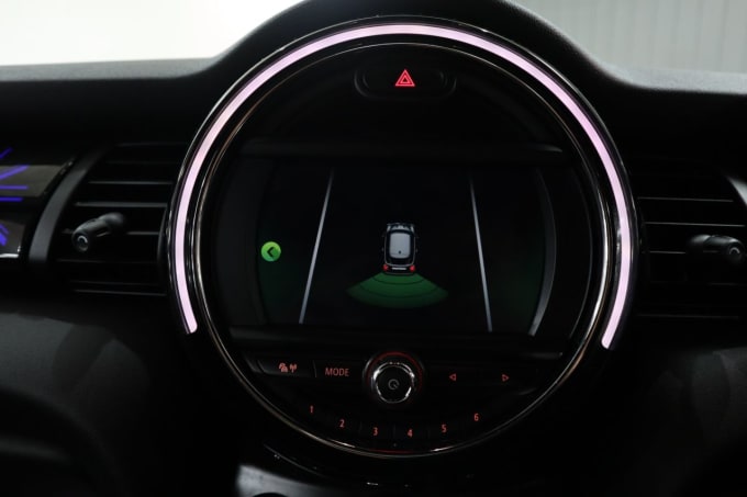 2025 Mini Hatch