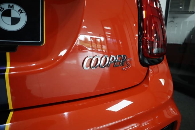 2025 Mini Hatch