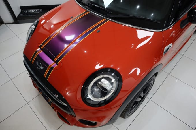 2025 Mini Hatch