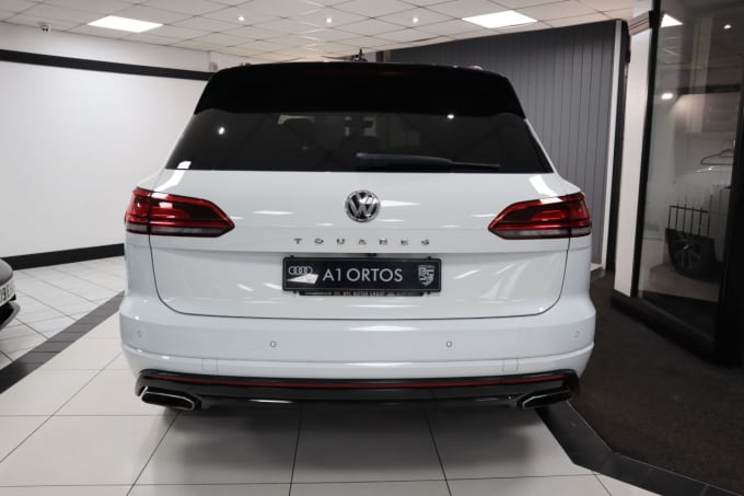 2025 Volkswagen Touareg