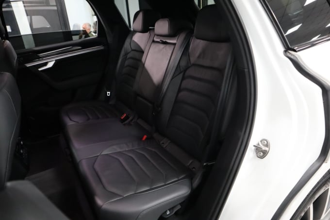 2025 Volkswagen Touareg