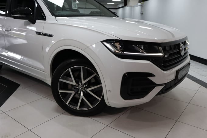 2025 Volkswagen Touareg