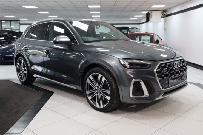 2025 Audi Sq5