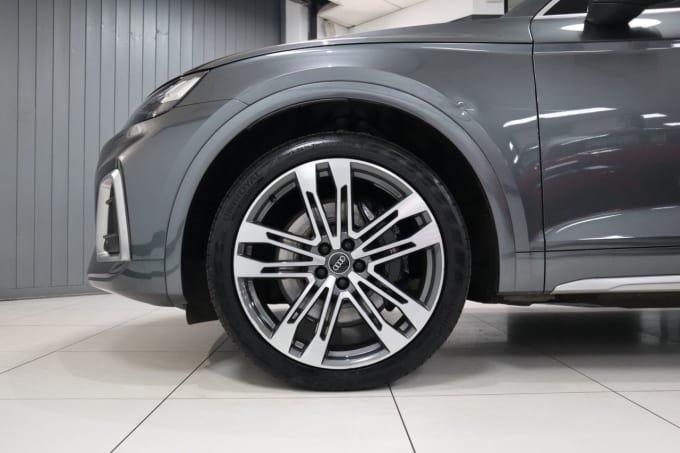 2025 Audi Sq5