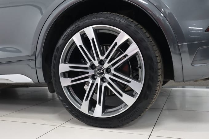 2025 Audi Sq5