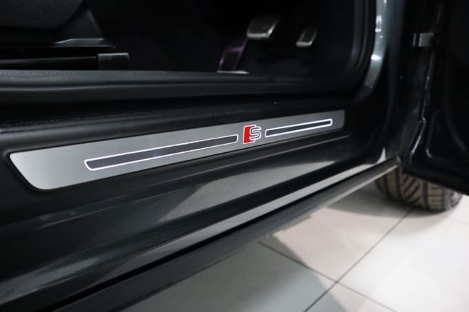 2025 Audi Sq5