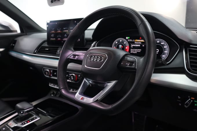 2025 Audi Sq5