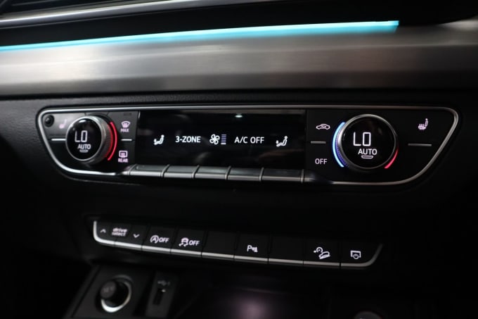2025 Audi Sq5