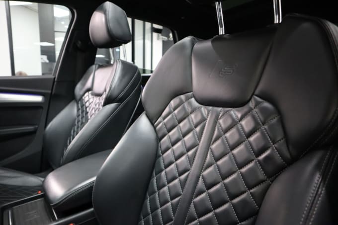 2025 Audi Sq5