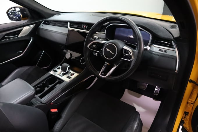 2025 Jaguar F-pace