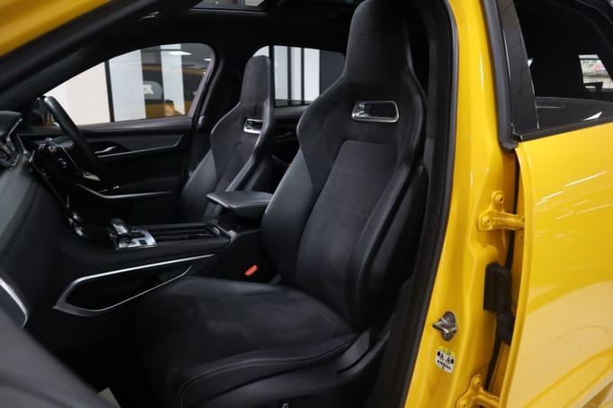 2025 Jaguar F-pace